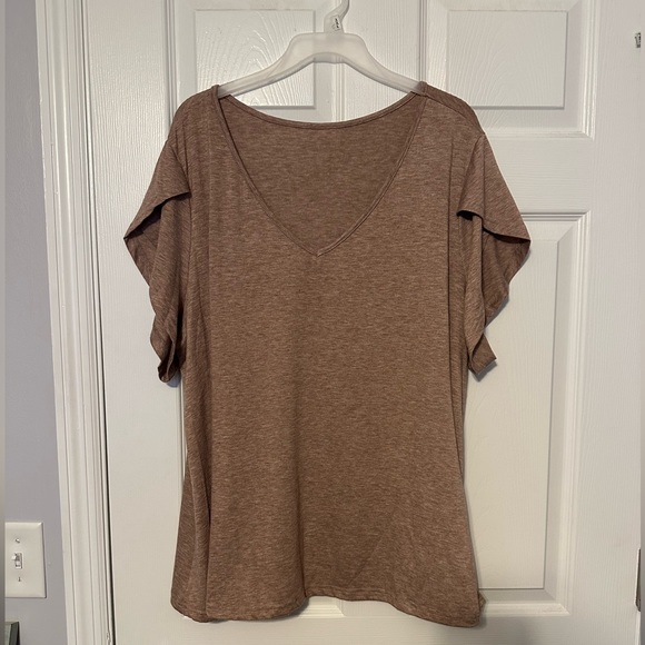 Top - Picture 4 of 4